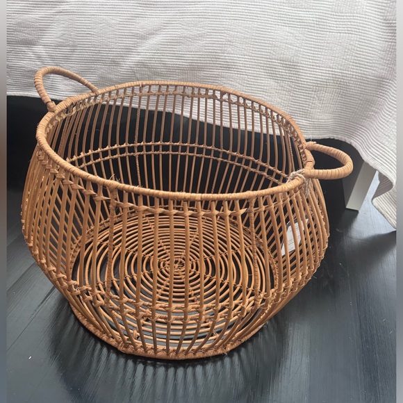 Storage basket - Picture 4 of 6